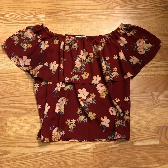 BLUENOTES- Red floral off the should blouse! - Picture 1 of 3